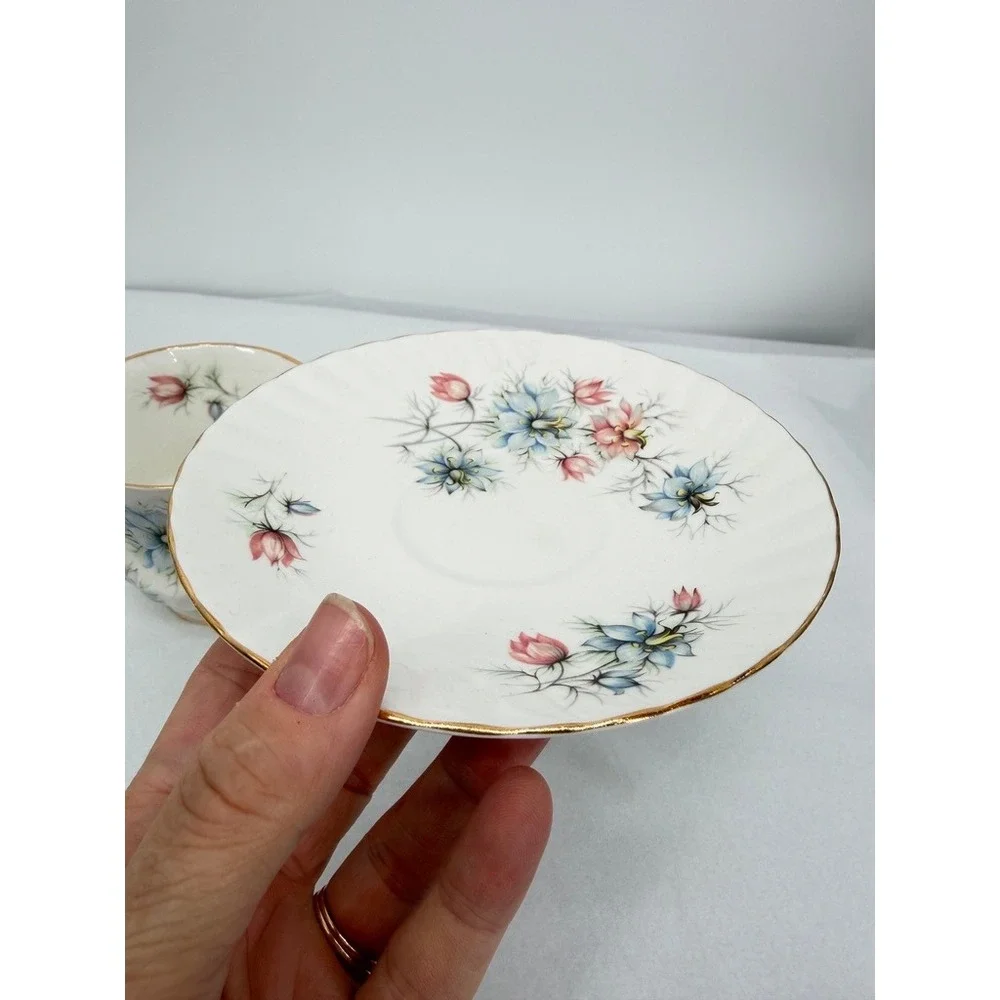 Queens Rosina Fine Bone China Co Ltd Tea Cup and Saucer Set Floral Gold Rim VTG